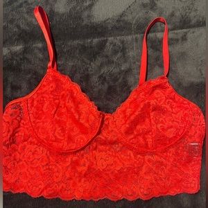 lacy lingerie tank top size medium.